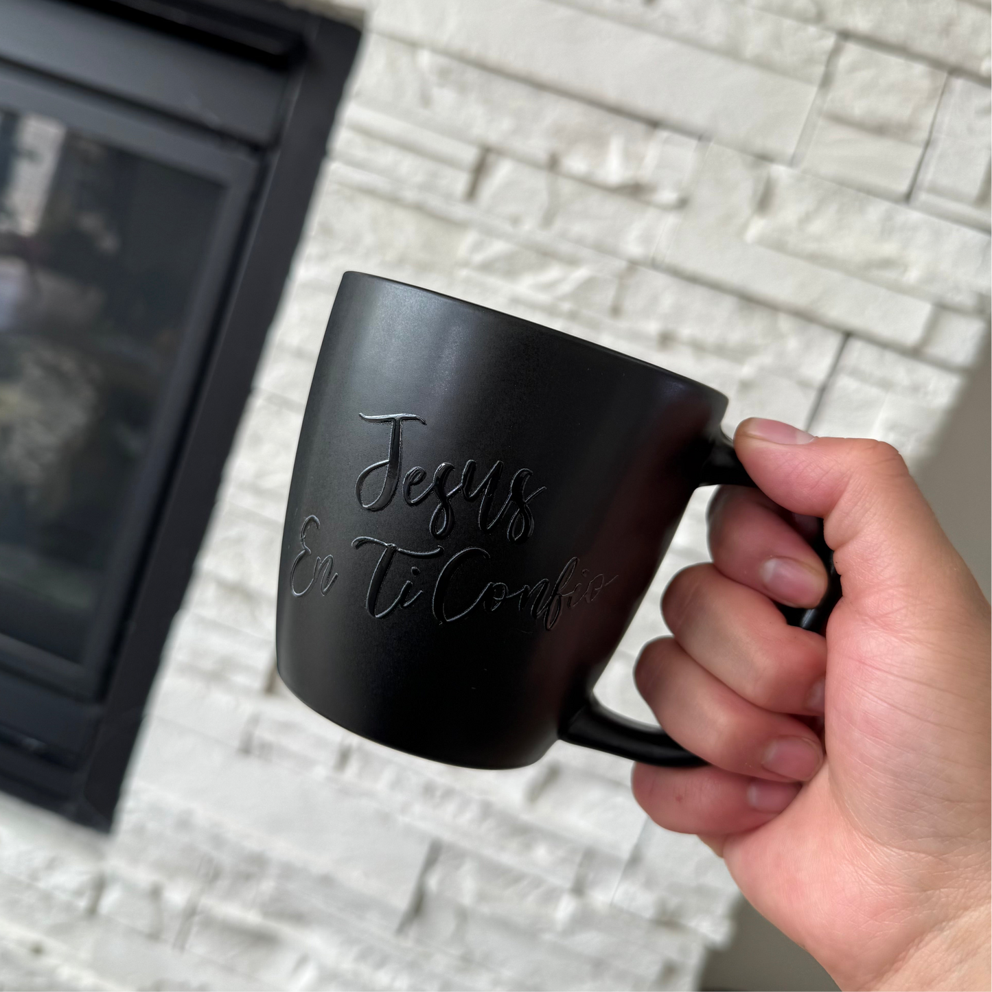 Jesus en ti Confio Mug